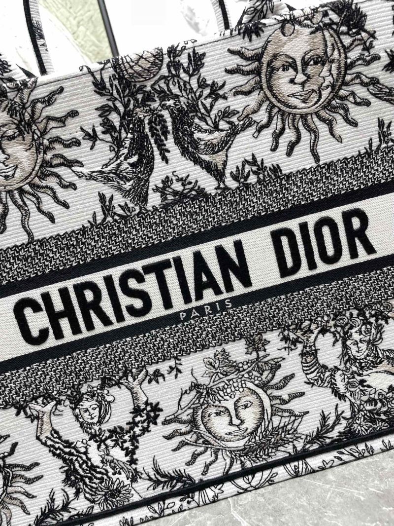 Christian Dior Shopping Bags